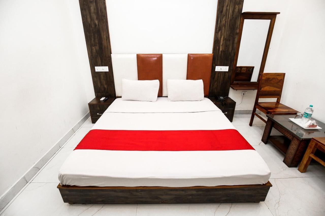 Hotel Woodcrest Zirakpur Chandigarh - Luxury Rooms Buitenkant foto