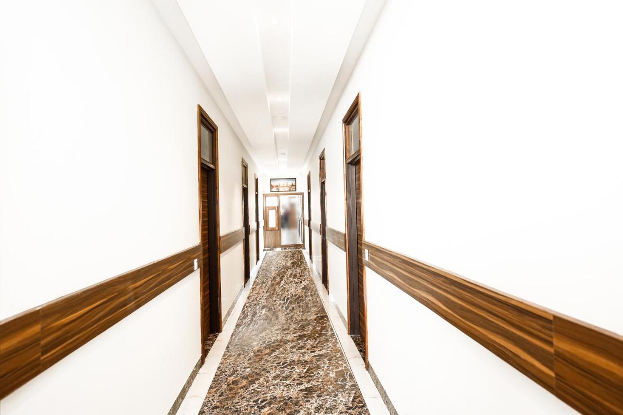Hotel Woodcrest Zirakpur Chandigarh - Luxury Rooms Buitenkant foto