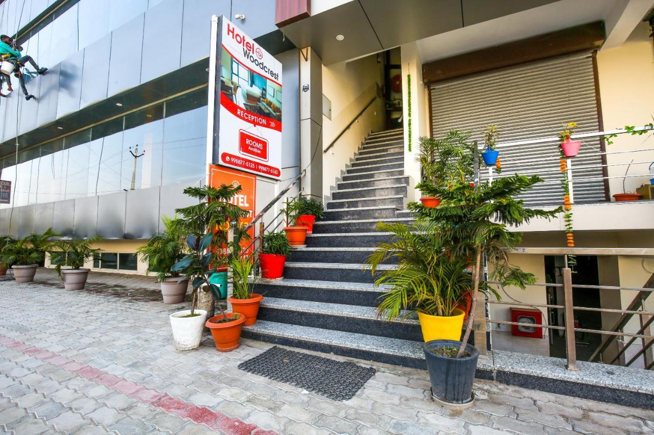 Hotel Woodcrest Zirakpur Chandigarh - Luxury Rooms Buitenkant foto