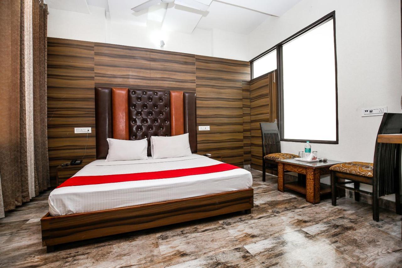 Hotel Woodcrest Zirakpur Chandigarh - Luxury Rooms Buitenkant foto